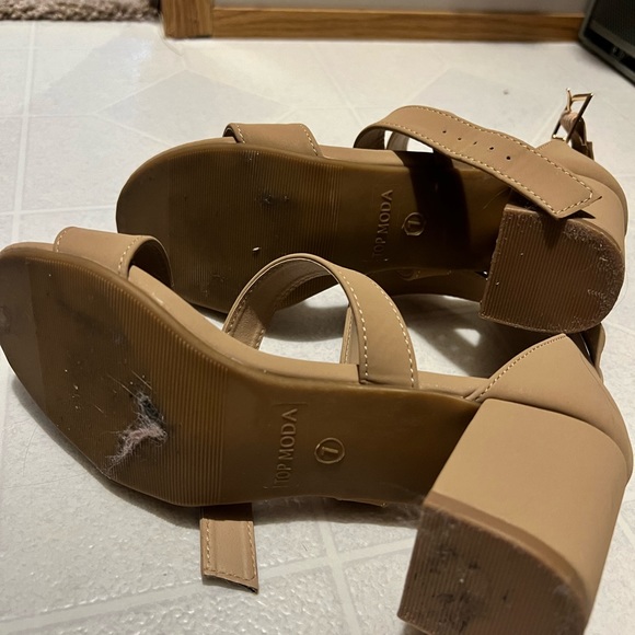 Top Moda heels - Picture 4 of 4